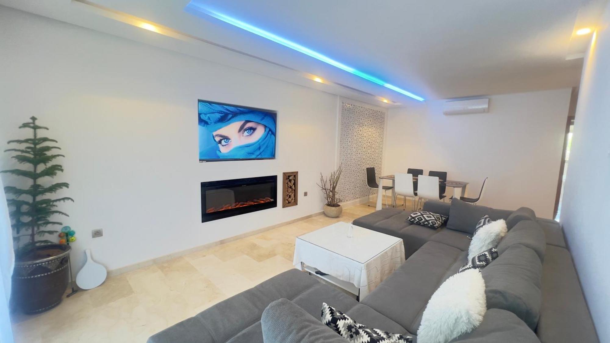Mini-Villa Situee Dans Une Residence Prestigia A Marrakech, Avec Une Vue Sur La Piscine Et Le Golf Une Securite 24H Sur 24 Et Une Proximite Ideale De L Aeroport 5 Minutes C Est Une Offre Parfaite Pour Des Vacances Marrakesh Exterior photo