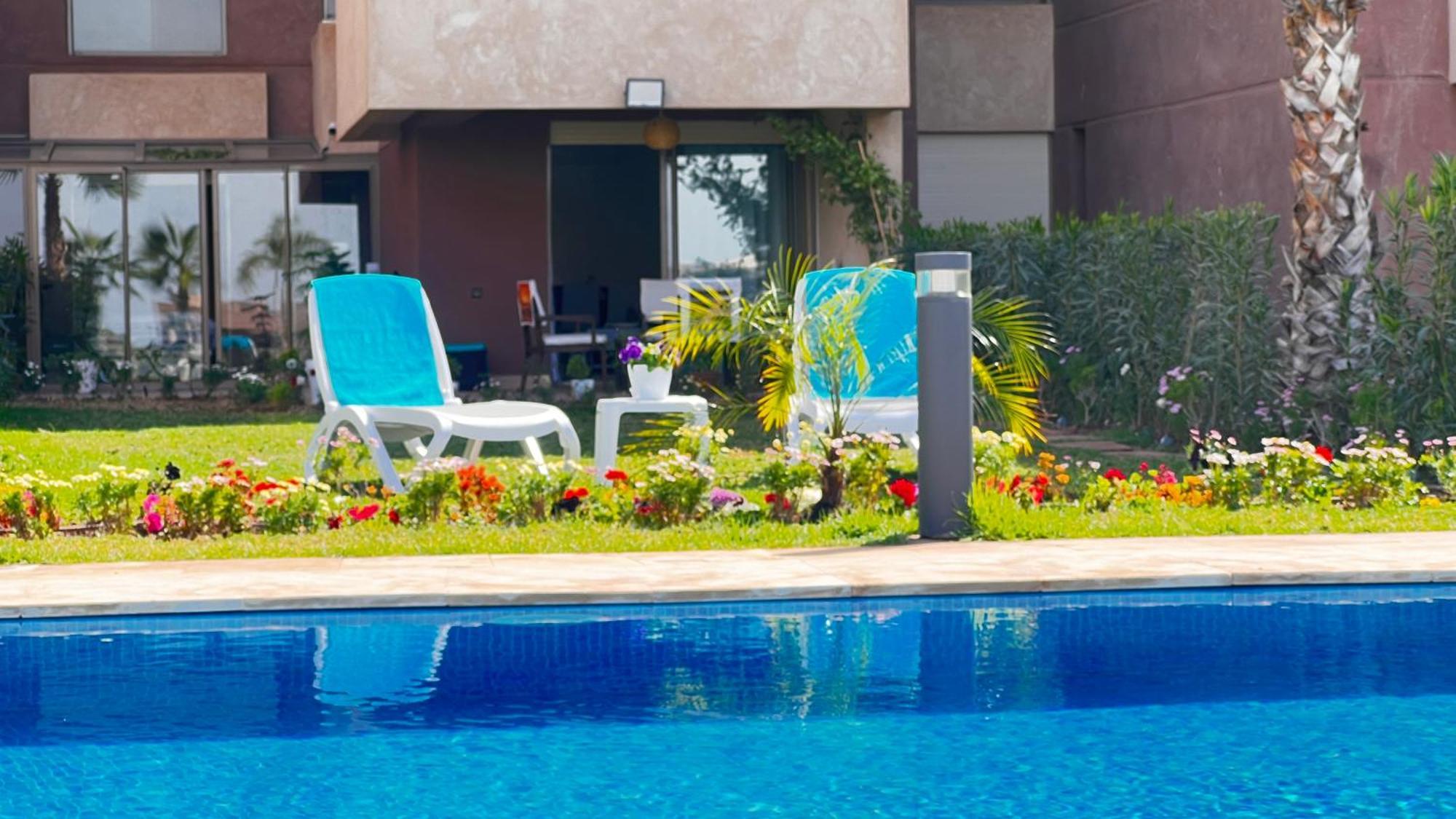 Mini-Villa Situee Dans Une Residence Prestigia A Marrakech, Avec Une Vue Sur La Piscine Et Le Golf Une Securite 24H Sur 24 Et Une Proximite Ideale De L Aeroport 5 Minutes C Est Une Offre Parfaite Pour Des Vacances Marrakesh Exterior photo