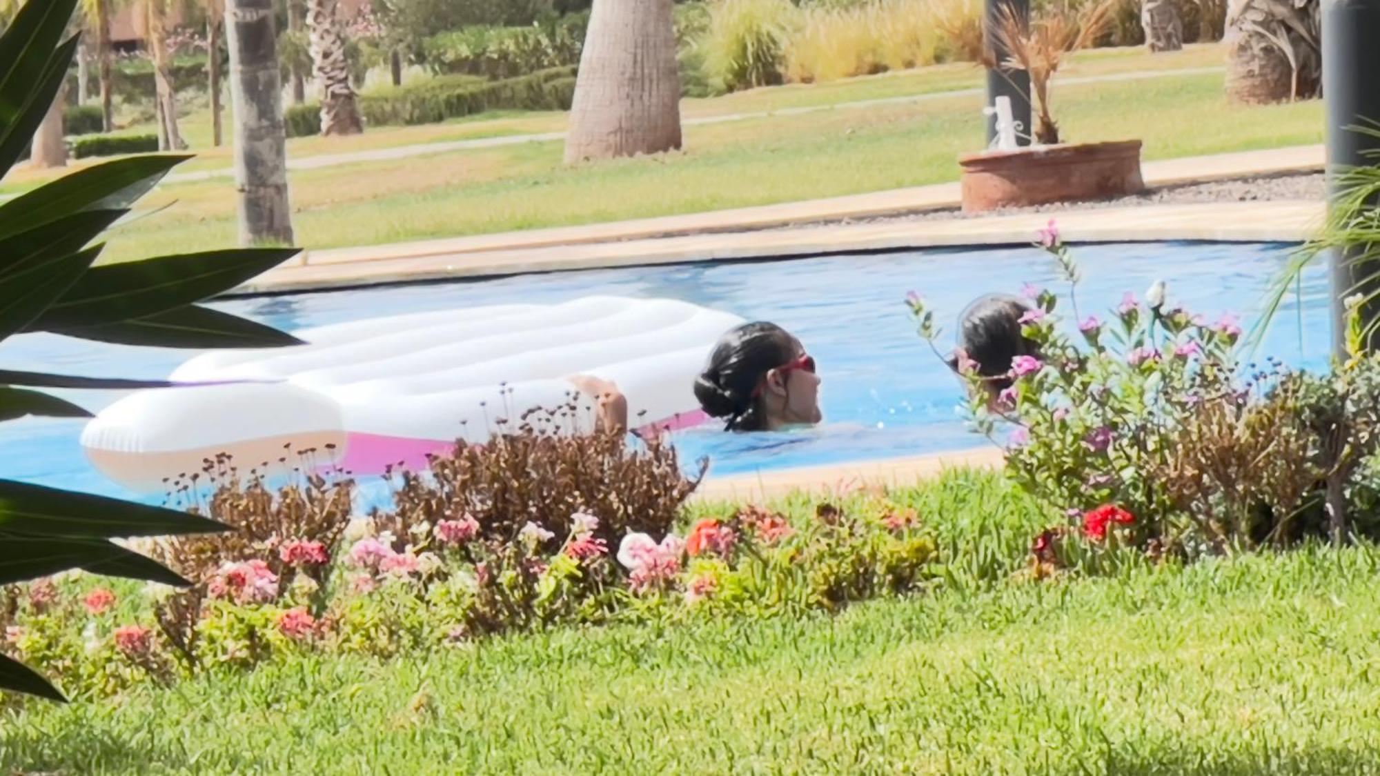 Mini-Villa Situee Dans Une Residence Prestigia A Marrakech, Avec Une Vue Sur La Piscine Et Le Golf Une Securite 24H Sur 24 Et Une Proximite Ideale De L Aeroport 5 Minutes C Est Une Offre Parfaite Pour Des Vacances Marrakesh Exterior photo